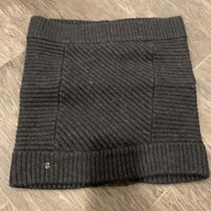 Lululemon neck warmer